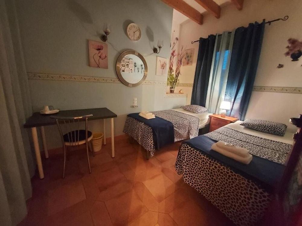 B&B Private Rooms Inca Centre