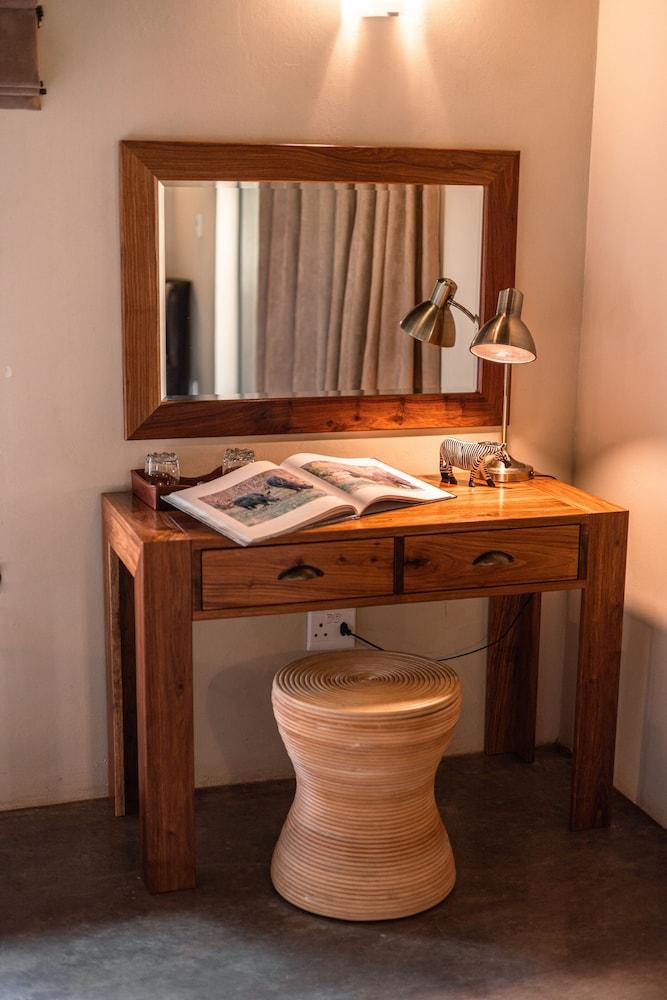 Senalala Safari Lodge