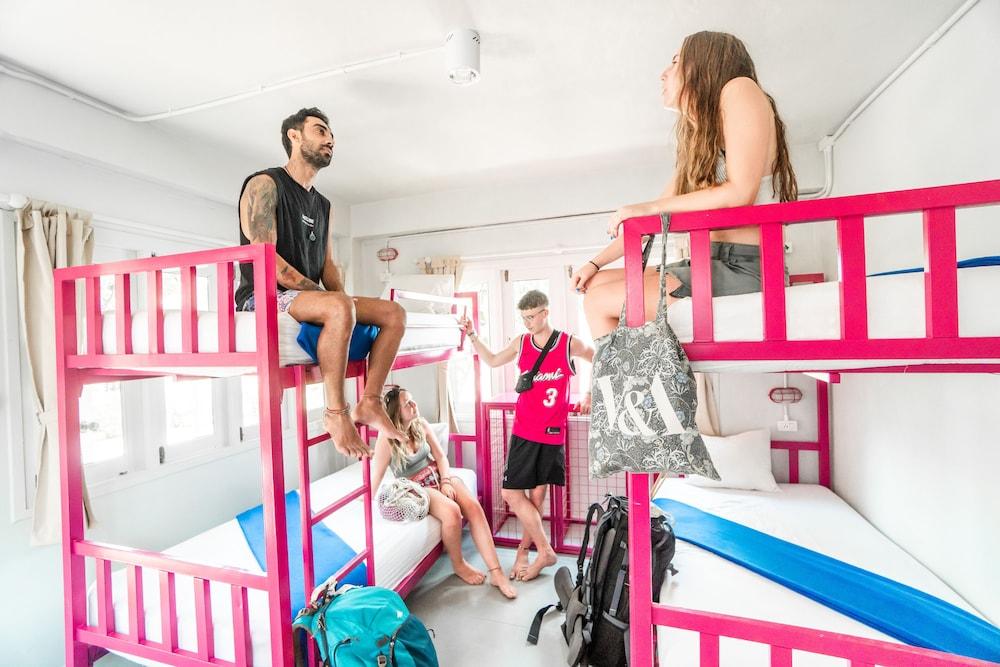 Slumber Party Koh Tao