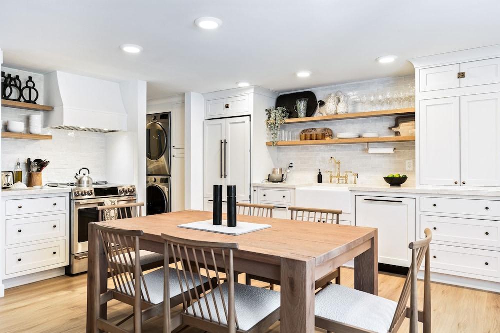 Classy Canyons Condo