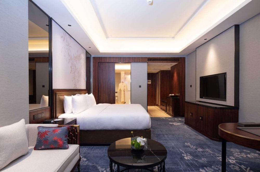 HUALUXE Leshan by IHG