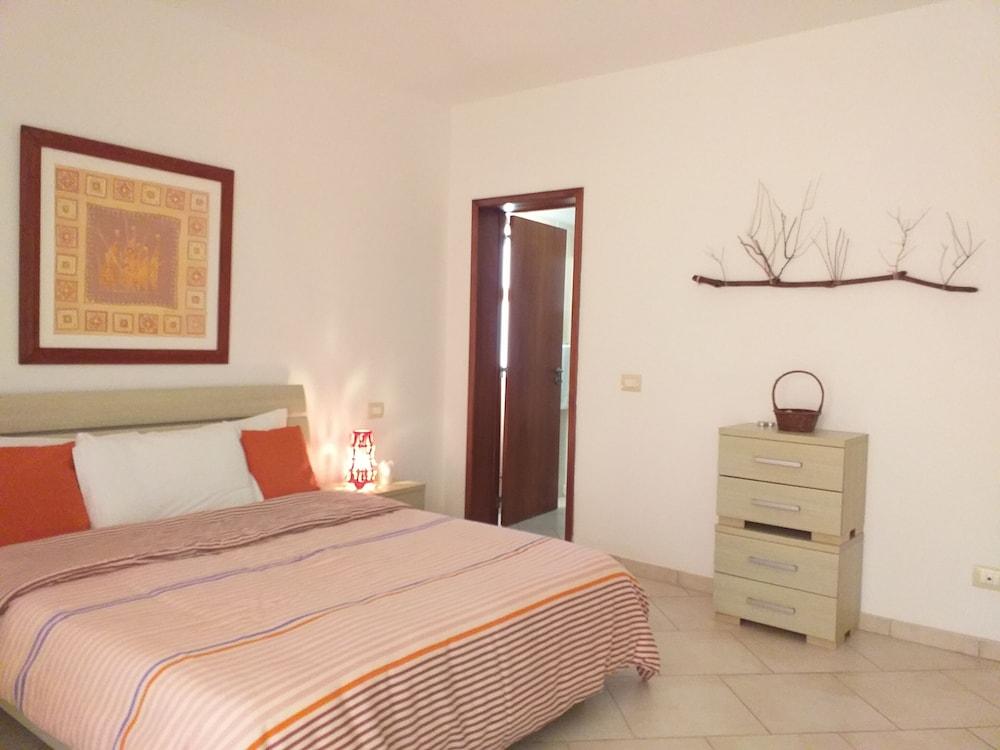 Swyn - The Flat Close To The Beach