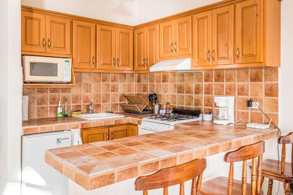 Upper and Lower Casita