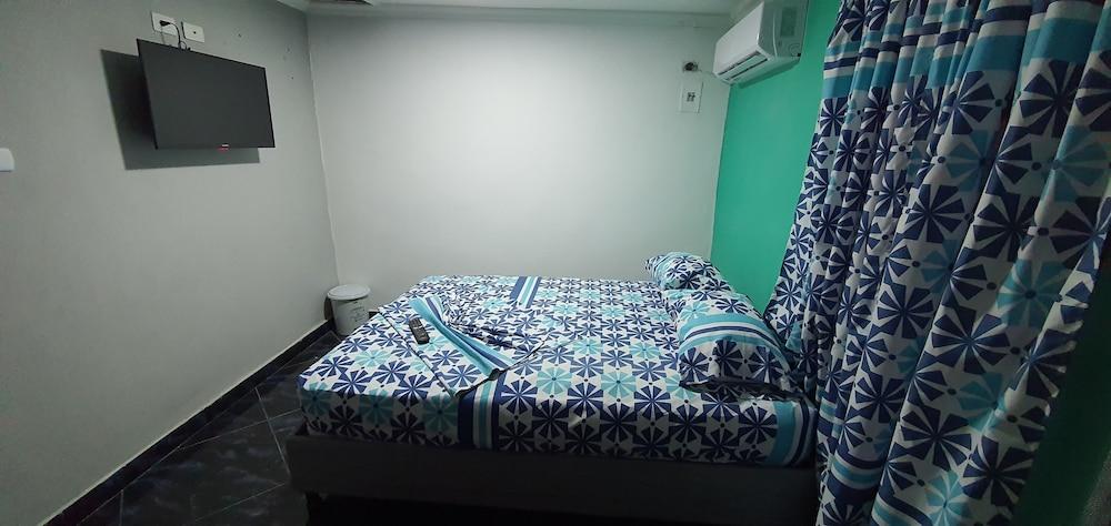 Hostal Mi Lindo Septiembre