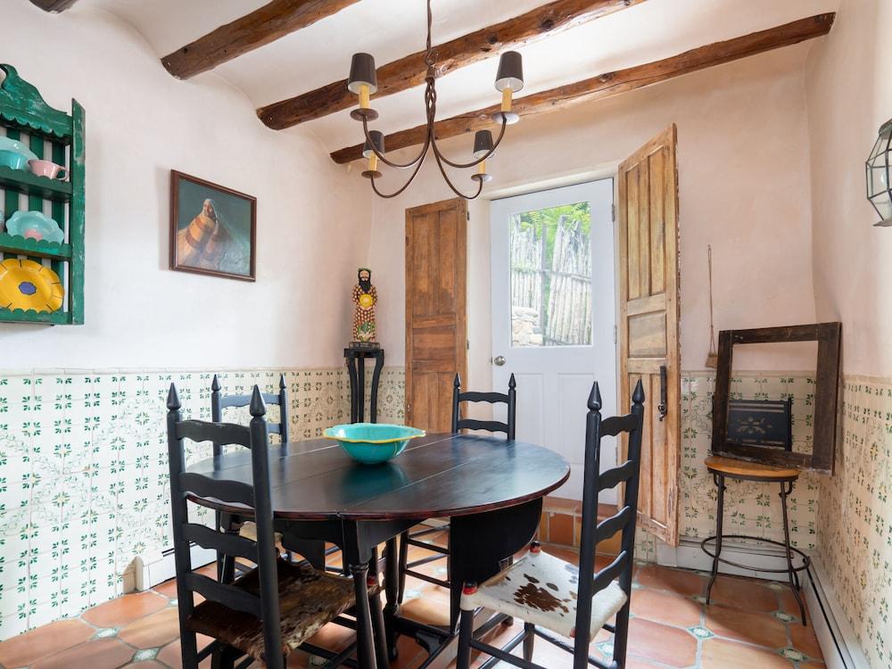 El Nido Lane Tesuque by Kokopelli Property Management