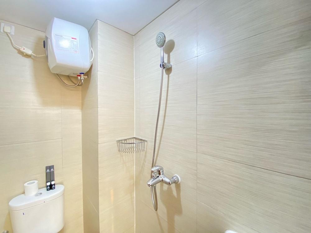 Comfy Studio At Gateway Pasteur Apartment