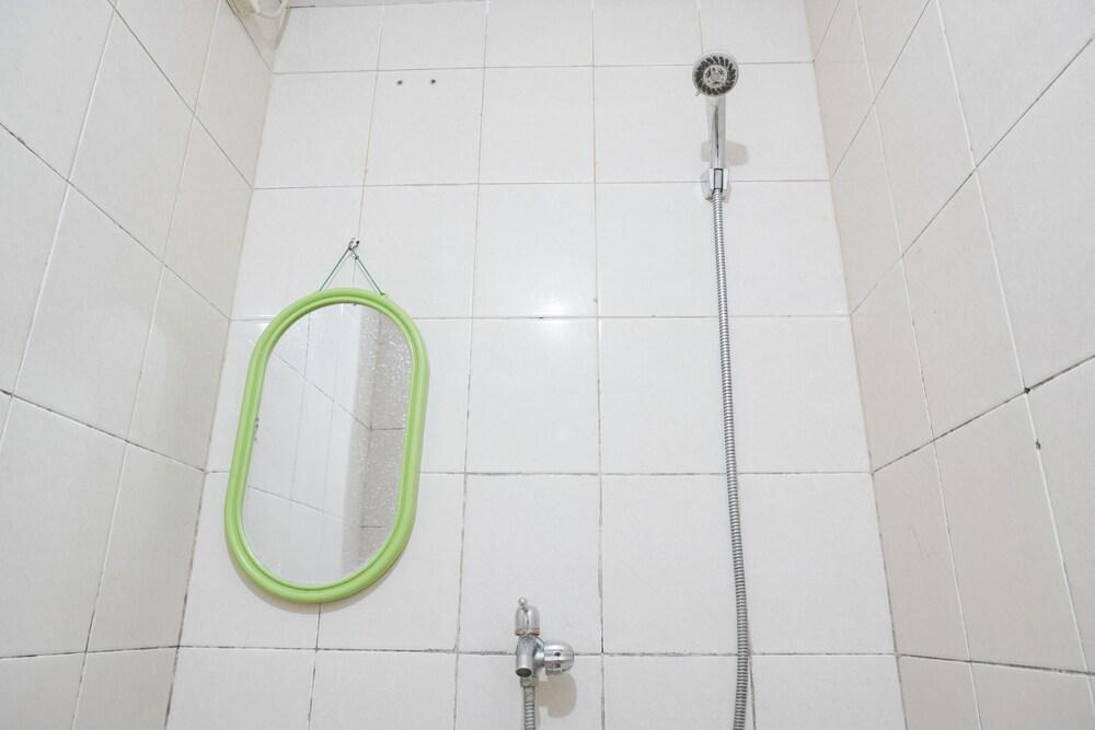 Nice Studio At Sunter Park View Apartment