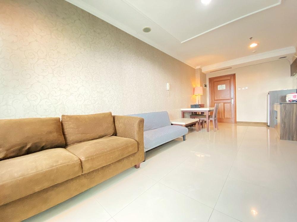 Homey 1Br At Galeri Ciumbuleuit 1 Apartment