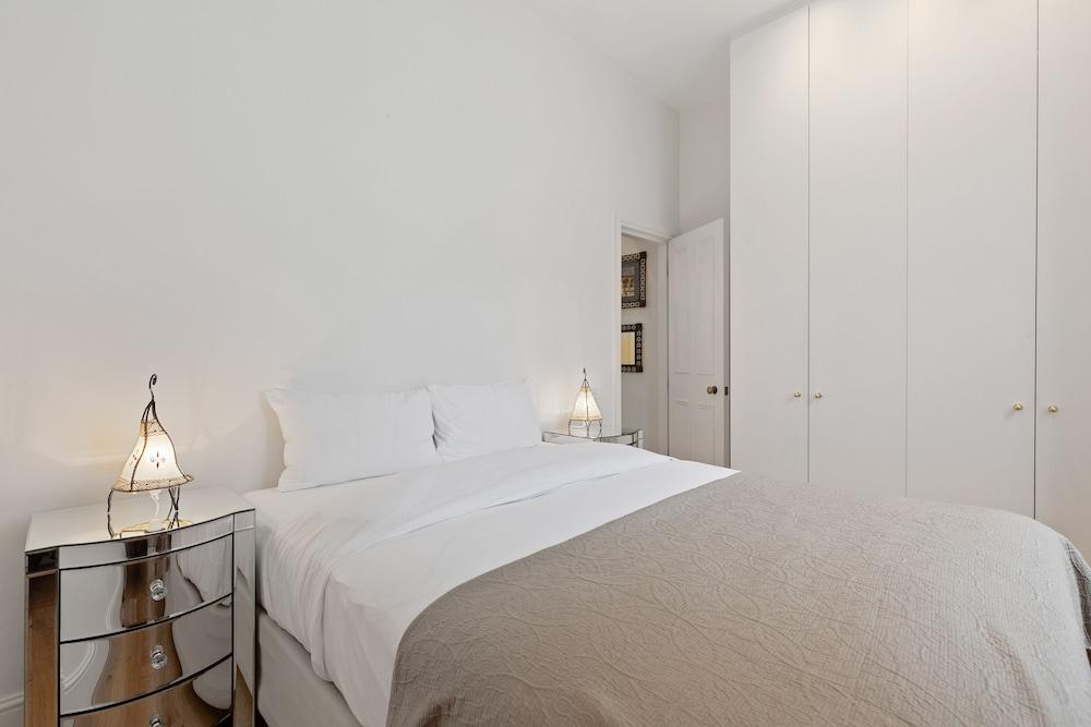 JOIVY Elegant 1-Bed Flat In Bayswater