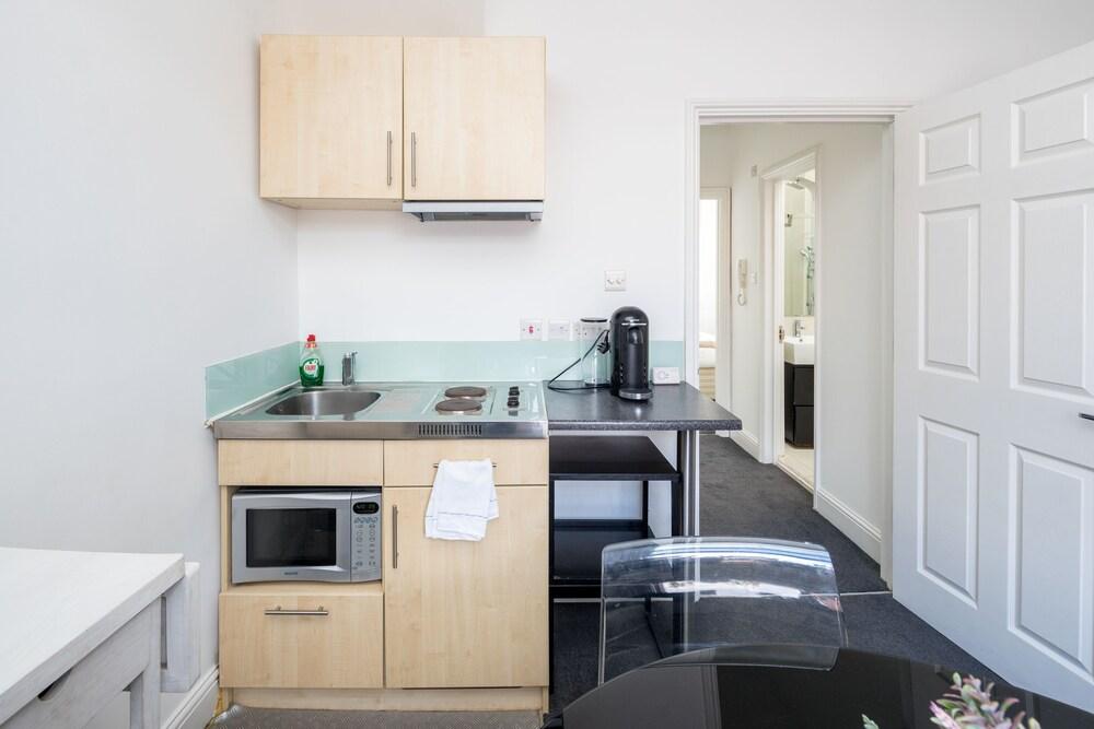 Altido Exceptional 1 Bed Flat In Chelsea