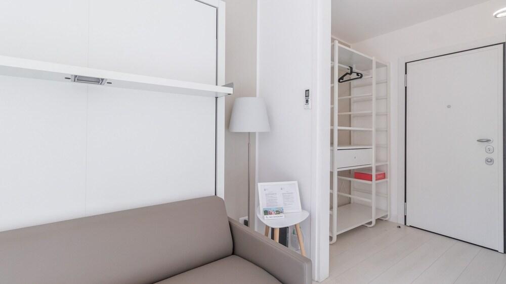 Italianway - Napo Torriani 22 C