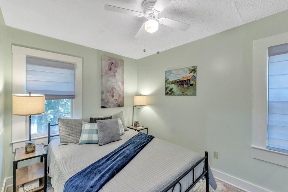 Toccoa House 2 Bedroom Cottage by Redawning