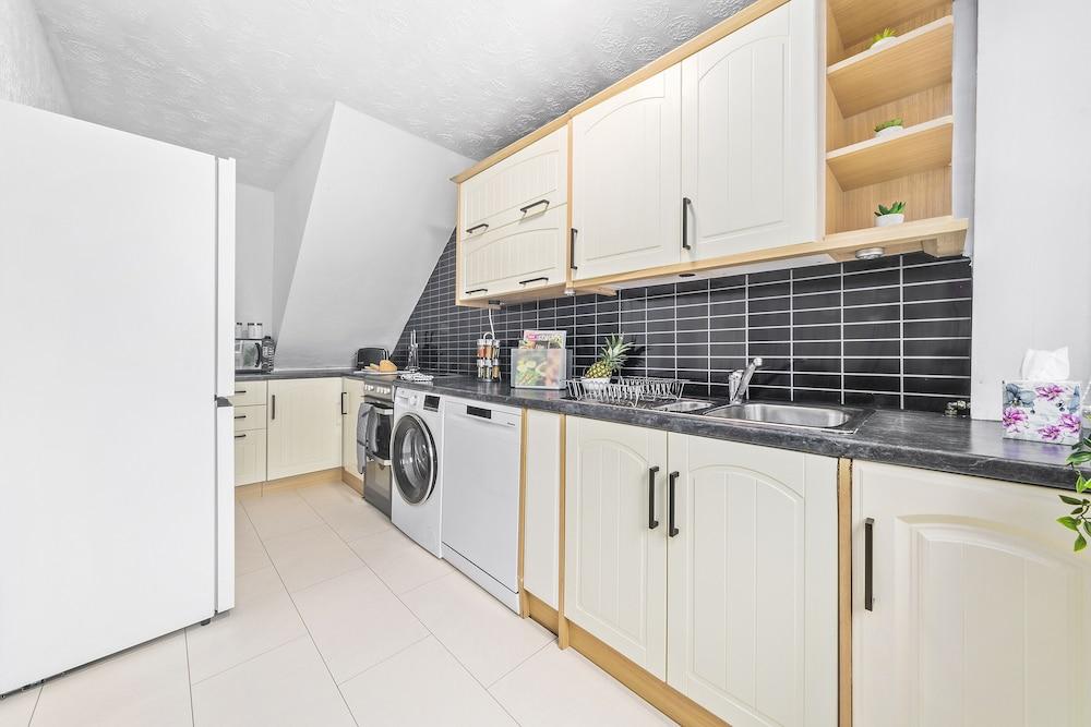 Rothesay House by Klass Living