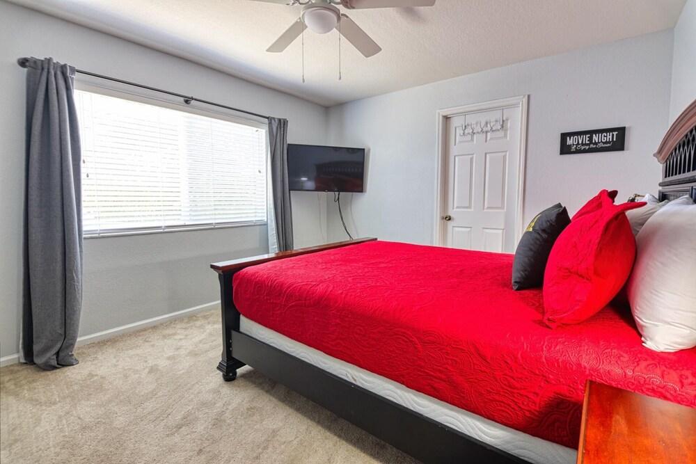 Christopher's Windsor Hills Home