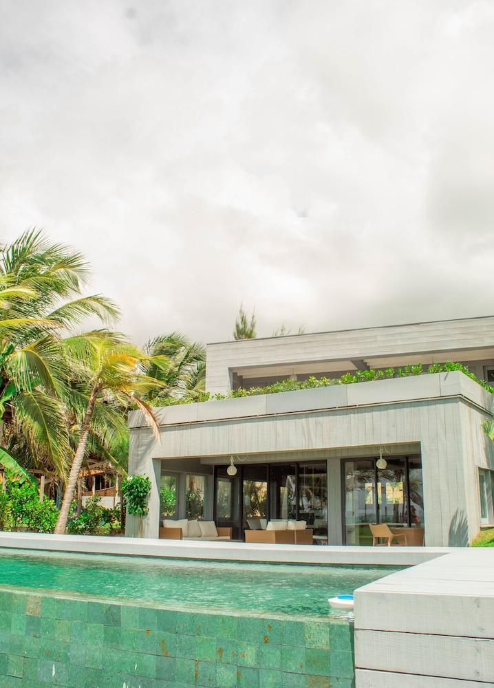 Club de Mar Condo Hotel