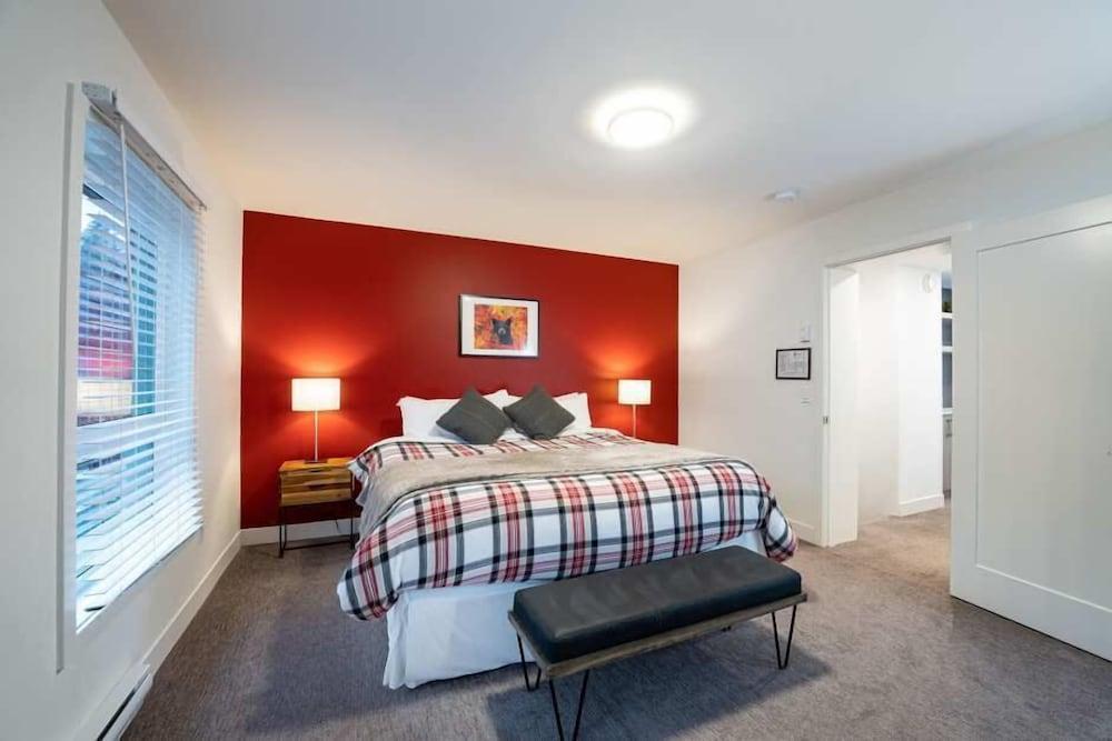 Alpine Escape by Revelstoke Vacations