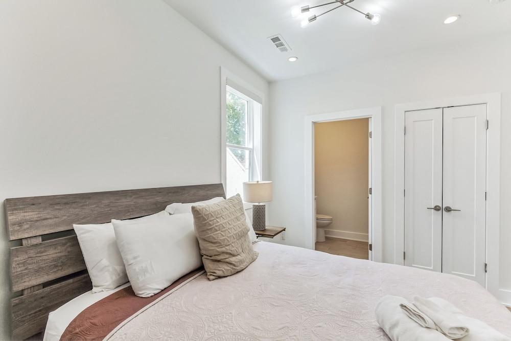 Nashville Modern Gem