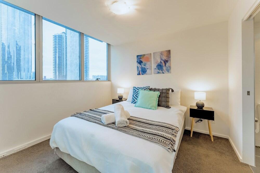 Mega Style Apartments City Road