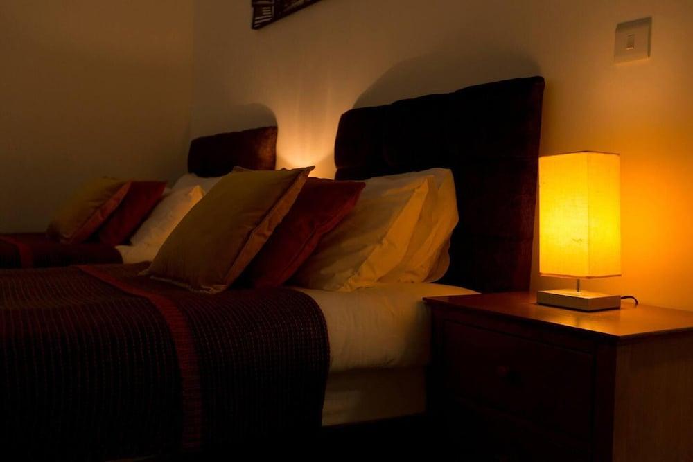 Immaculate 2-bed House in Dartford