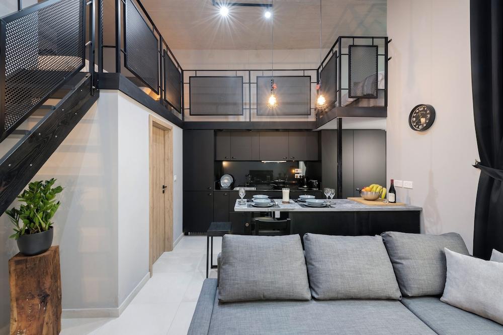 248 Boutique Studios