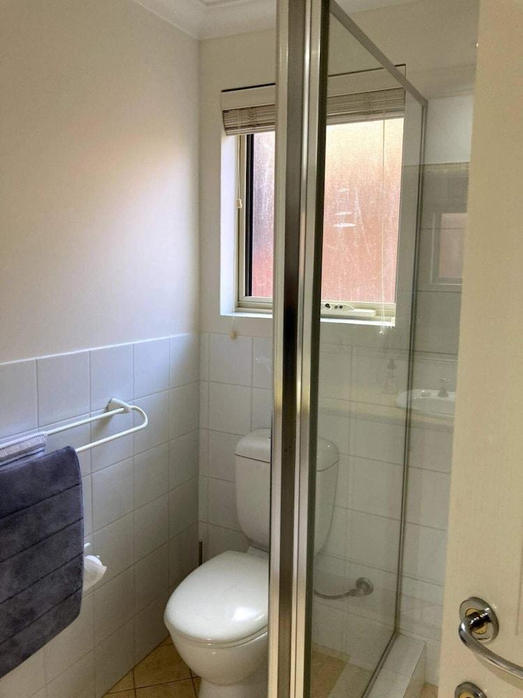 Modern 2 Bedroom Apartment in Perth