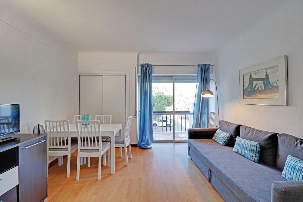 Vilamoura Lagoon With Pool by Homing