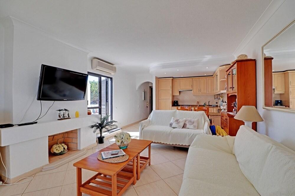 Vilamoura Terrace With Pool by Homing