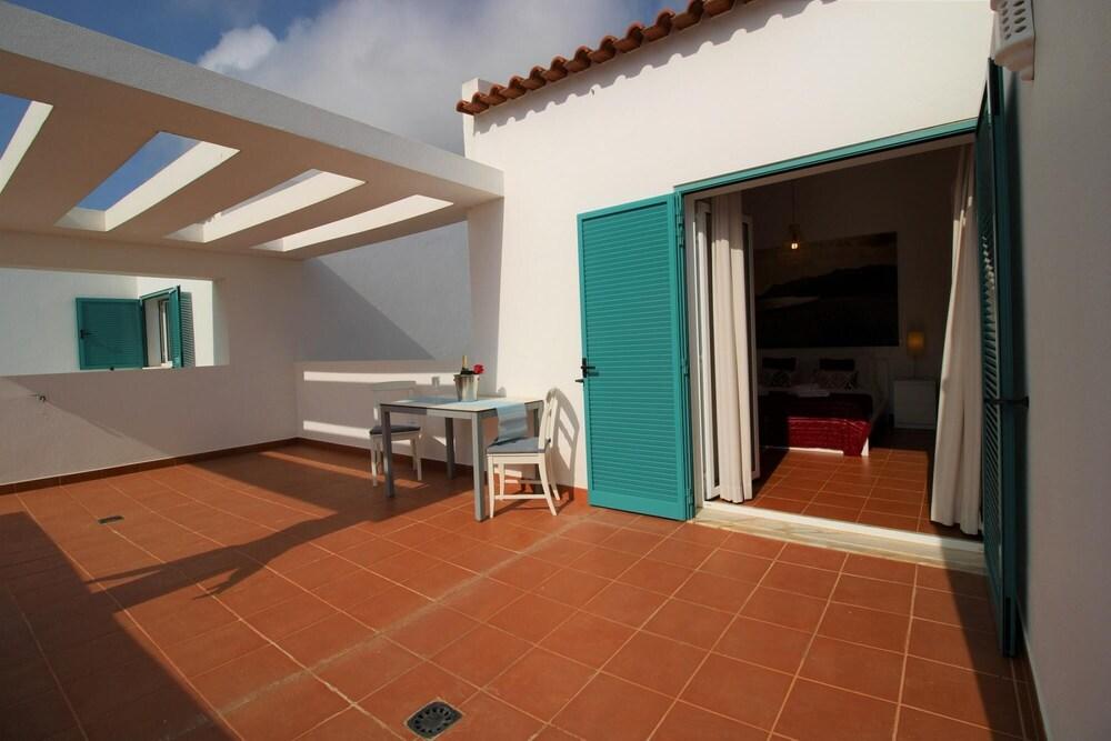 Prainha Algarve Villa With Pool