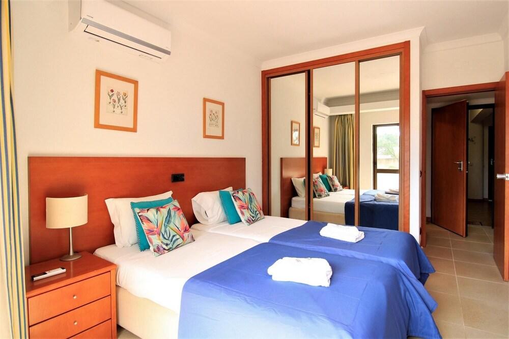 Vilamoura Cosy III by Homing