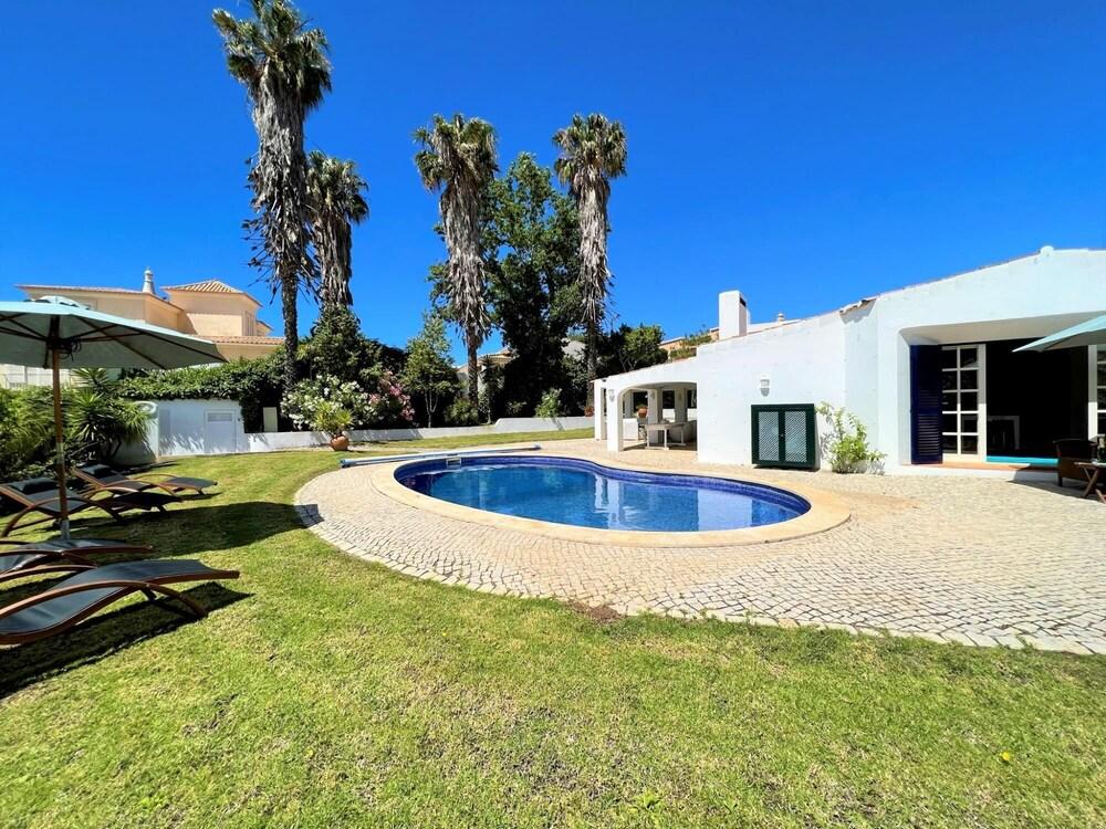 Albufeira Balaia Villa With Pool by Homing