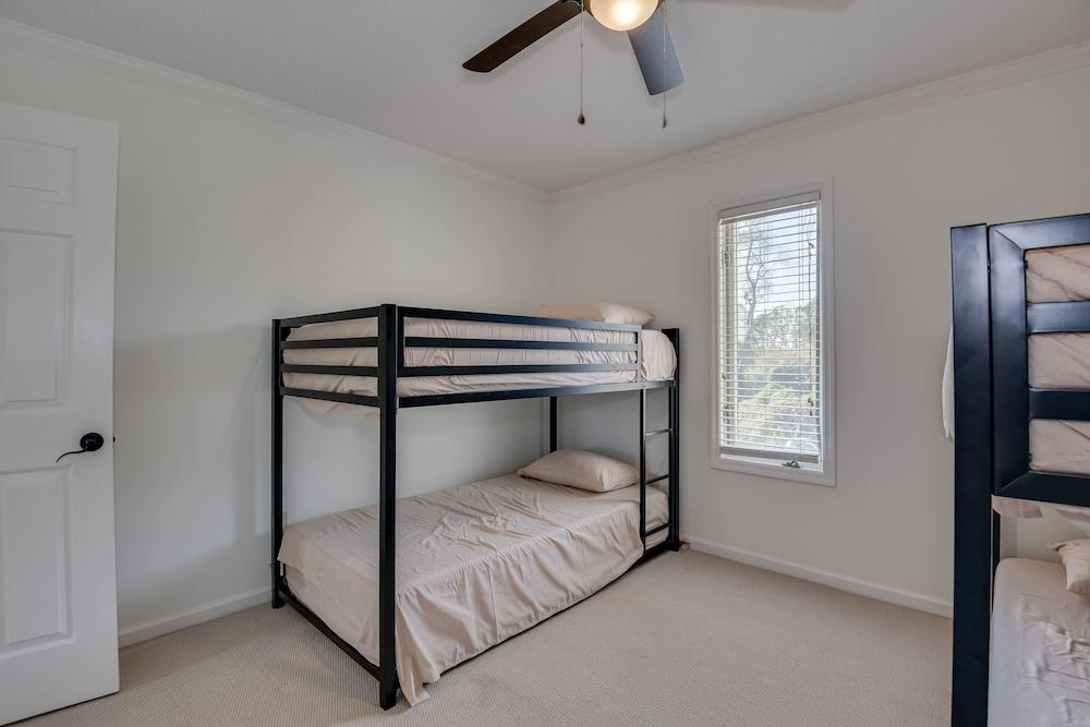 Beautiful 3BR Townhouse