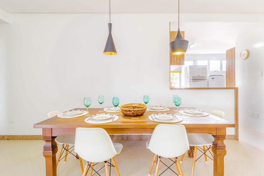 IT39 Excelente Apt 3 Quartos Pé na areia