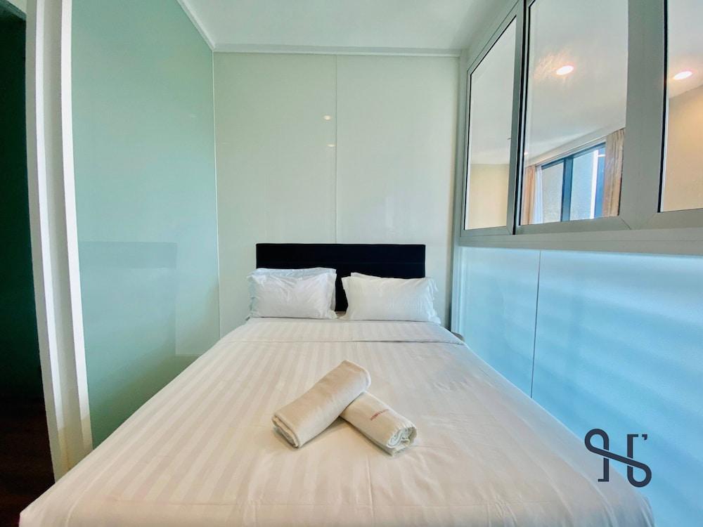 Homesuite’ Home @ Riverson SOHO