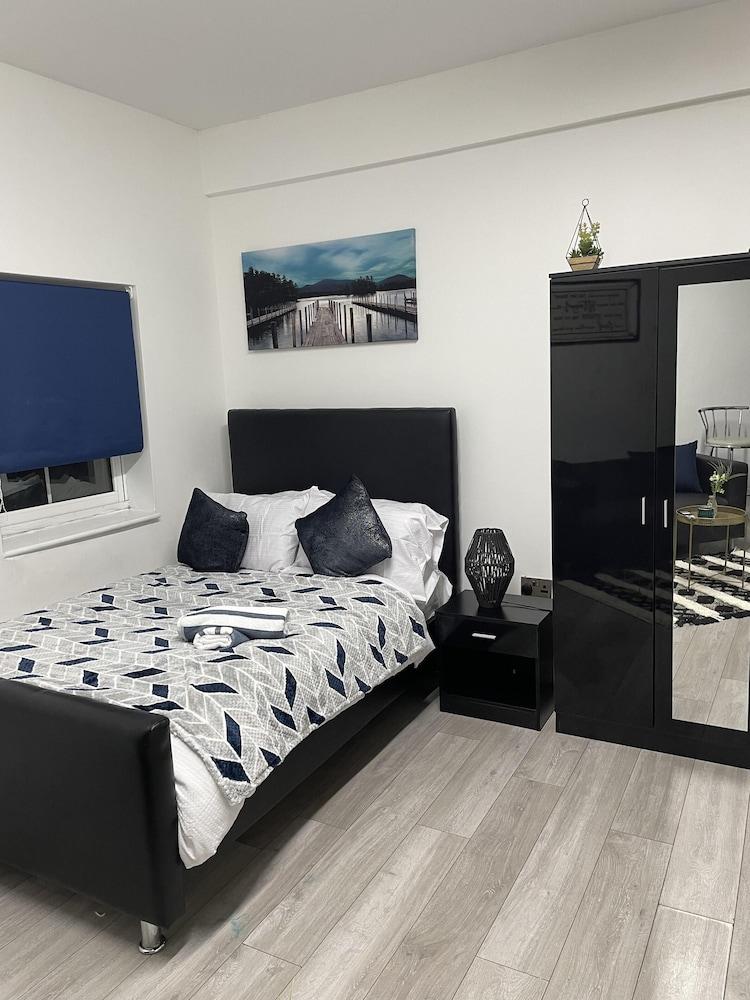 BV Lush Studio At Queensgate Huddersfield