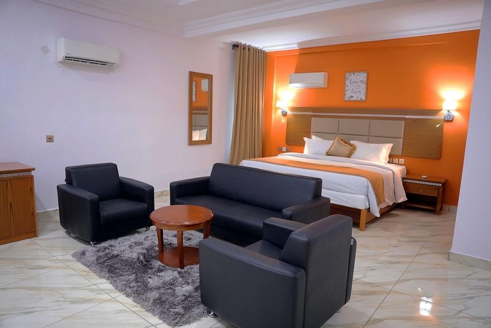 Lekki Grandview Hotel