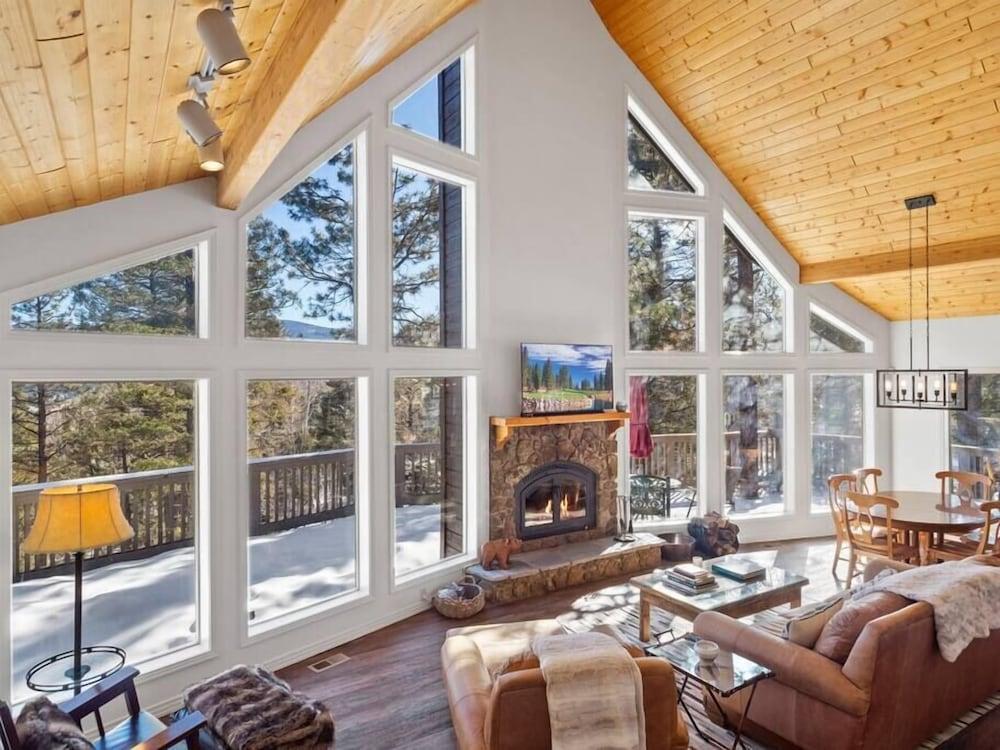 Royal Retreat by Boutiq