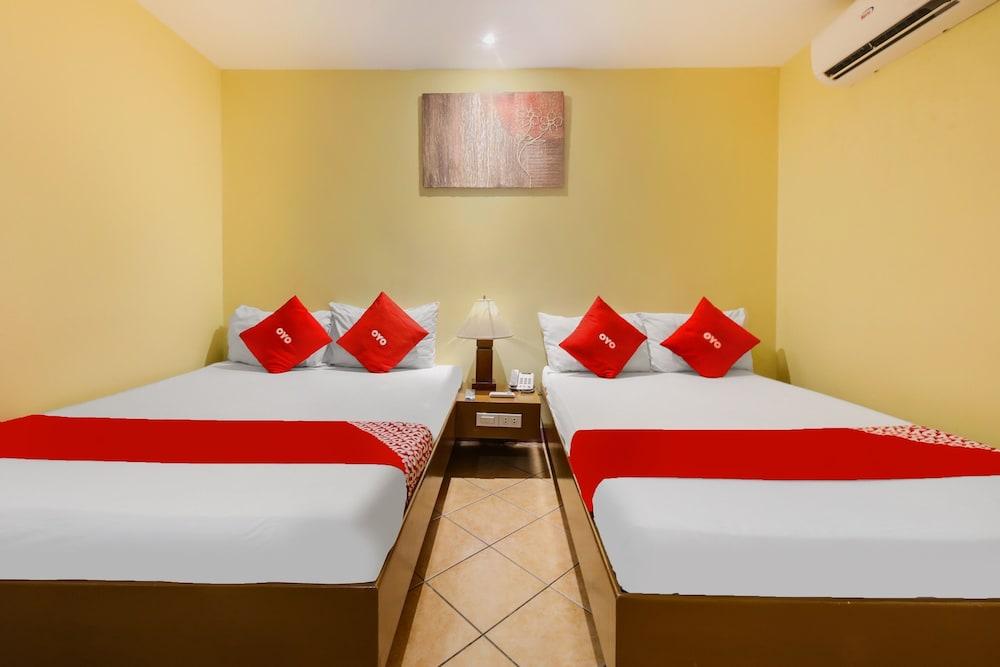 OYO 902 Comfy Inn Manila