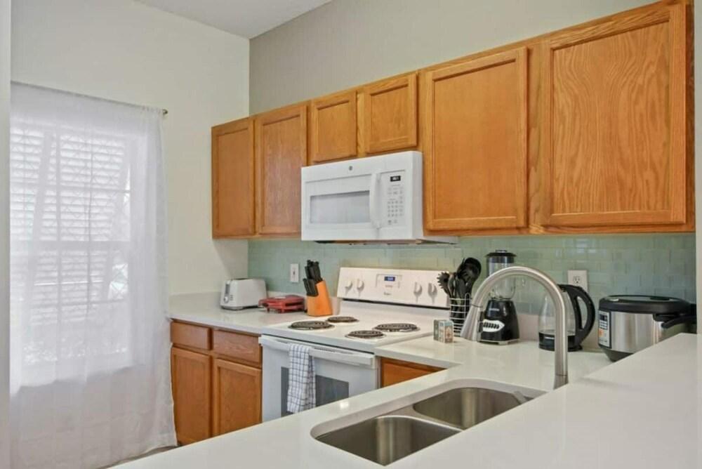 8513 Lovely Home Inside Disney Area