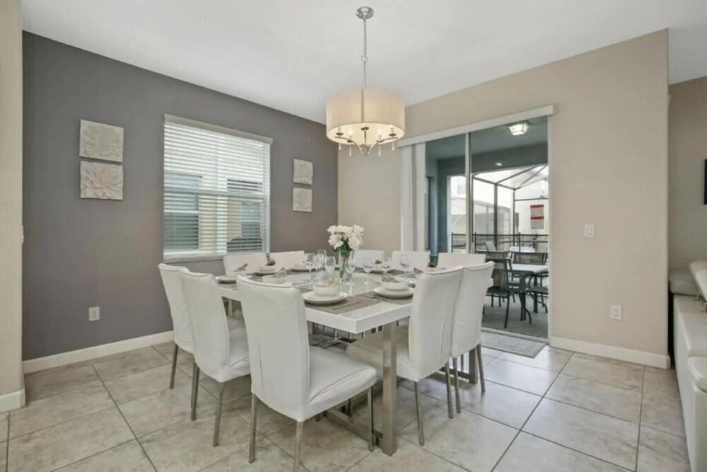 2934 The Perfect Home for Your Vacation