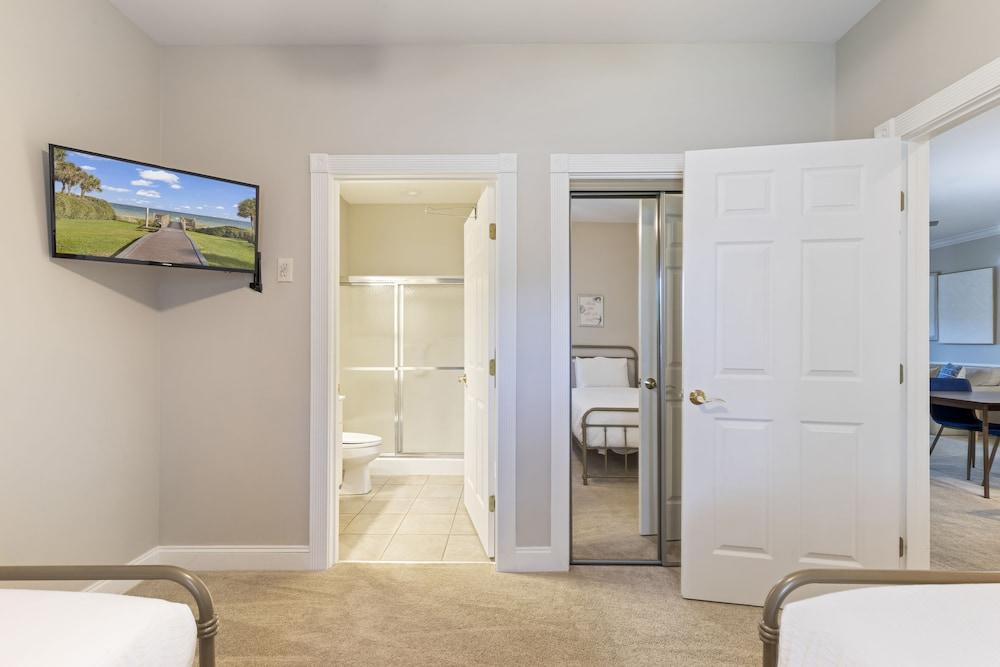 Stylish Golf  Beach Getaway