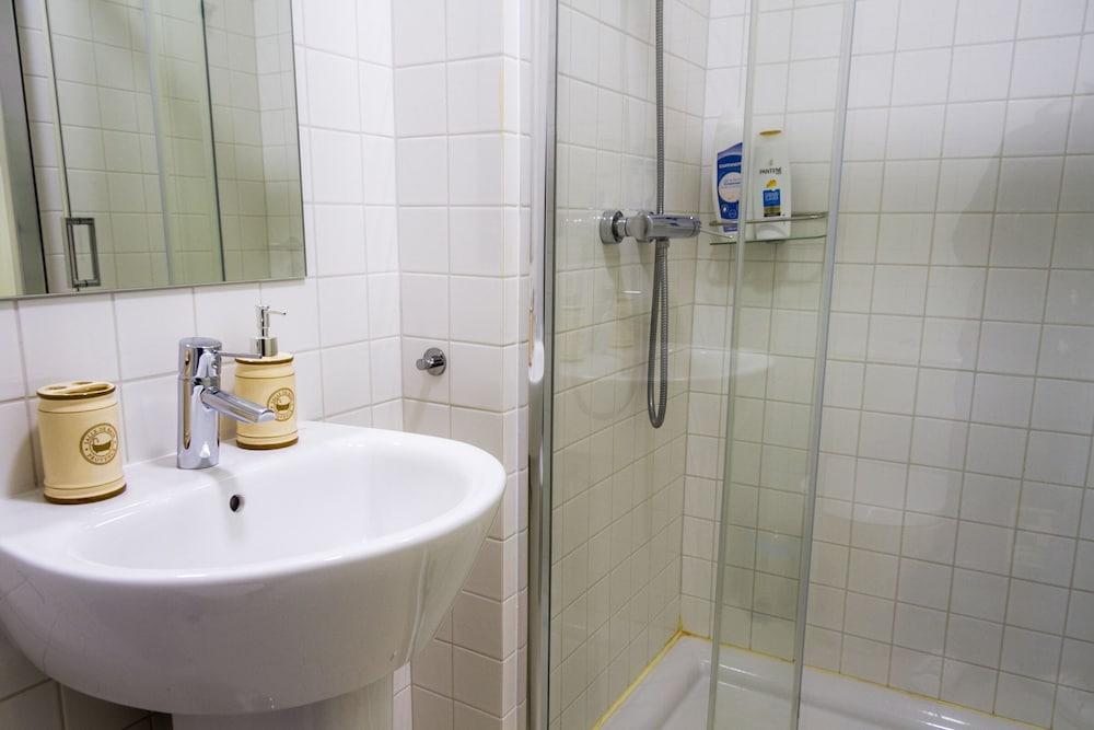 Liiiving - Historic Clérigos Studio - 1F