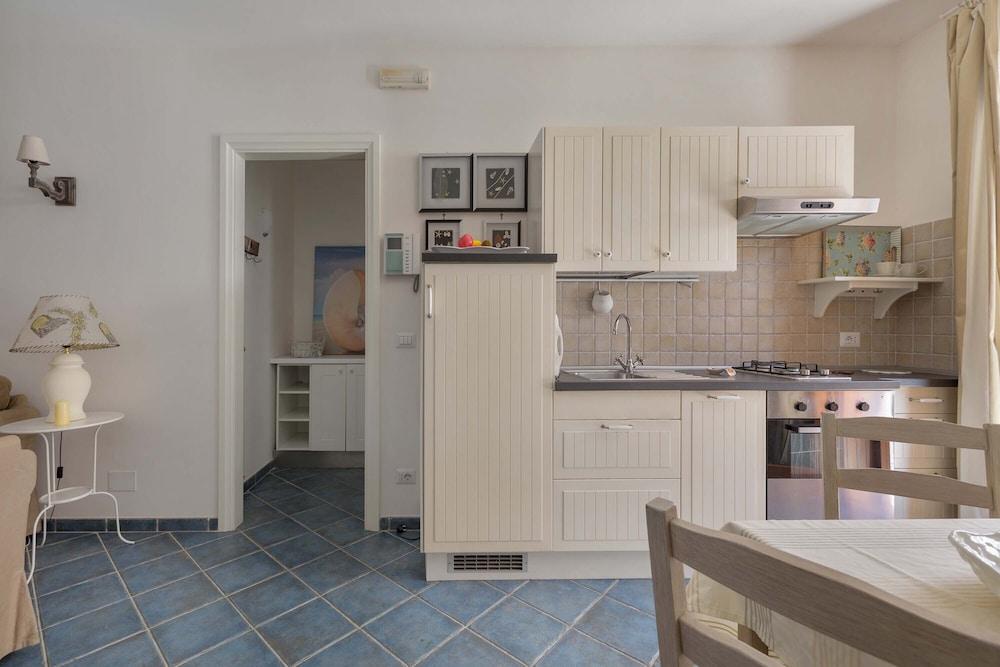 2819 Le Cenate - Shell Apartment by Barbarhouse