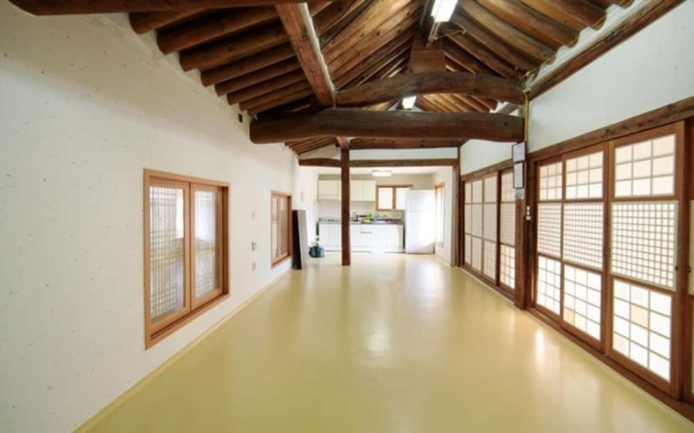 Asan Haseoone Pension