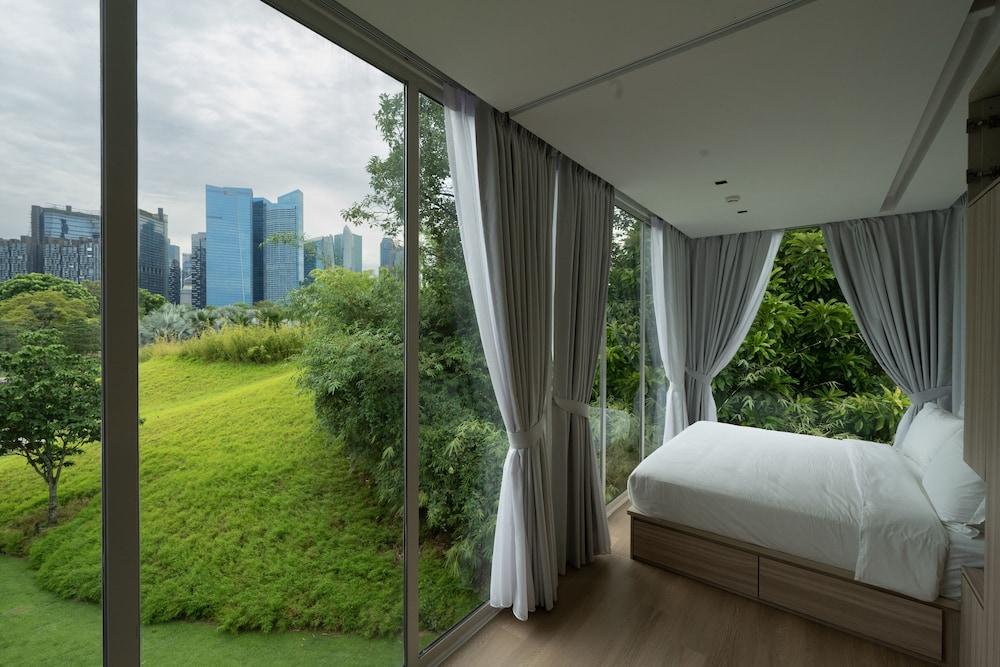 Garden Pod @ Gardens by the Bay