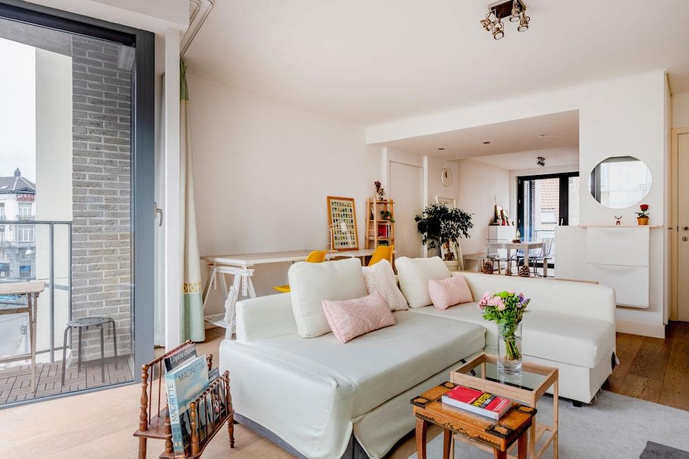 Brussels Defacqz residence