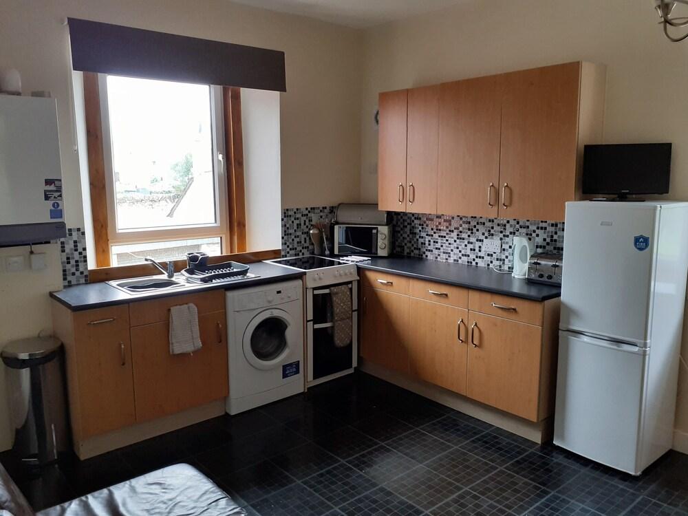 Lovely 3-bed Apartment in Alyth
