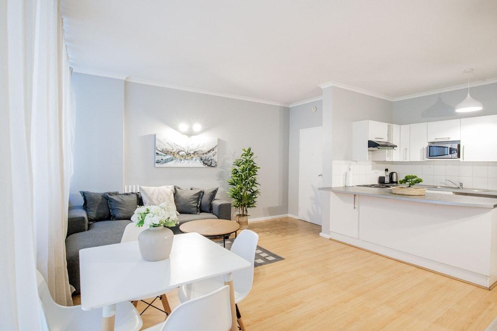 Perspectives 306 by CTHA