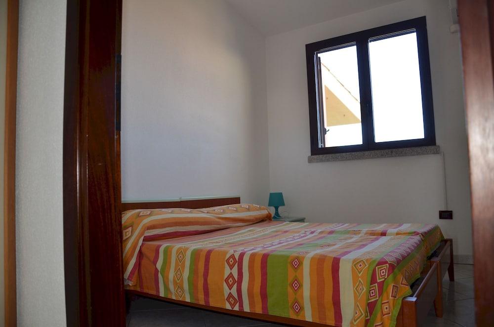 Via Delle Mimose - Fpo-anfi11