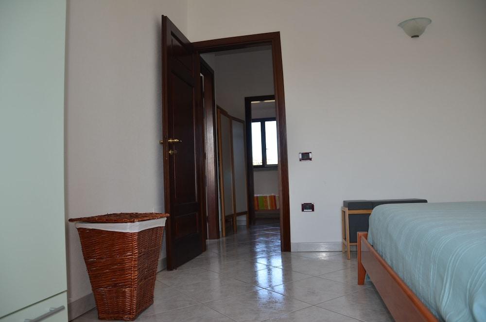 Via Delle Mimose - Fpo-anfi11