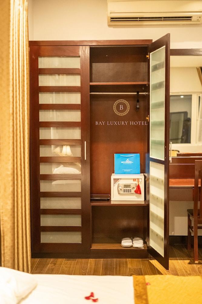 Bay Luxury Hotel & Spa - No 9 Nguyen Truong To, Ha Noi